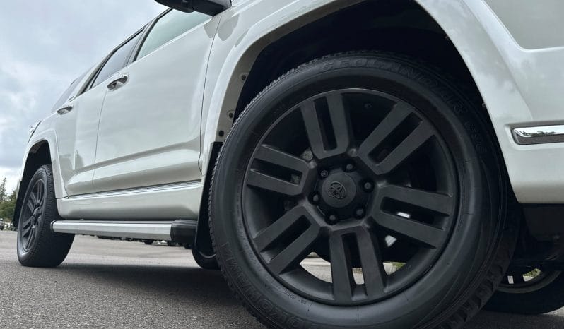 Used 2018 Toyota 4Runner Limited Sport Utility – JTEBU5JRXJ5536705 full