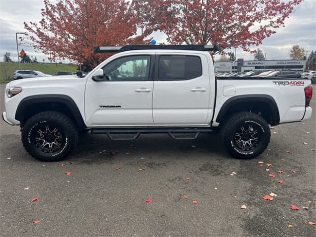 Used 2019 Toyota Tacoma TRD Off-Road 4D Double Cab – 3TMCZ5AN6KM268559 full