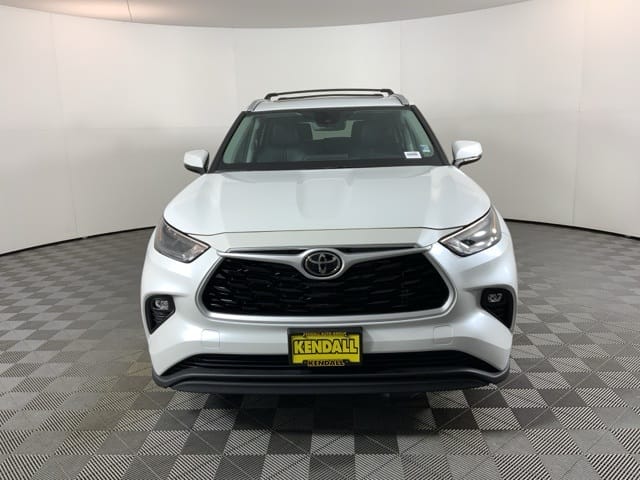 Used 2023 Toyota Highlander XLE 4D Sport Utility – 5TDKDRBH6PS023049