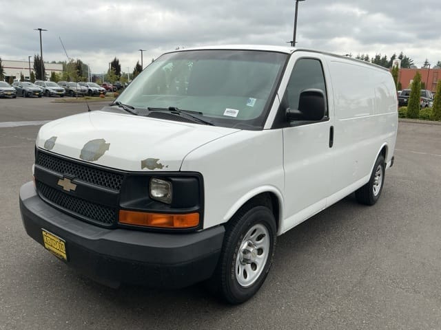 Used 2012 Chevrolet Express 1500 Work Van 3D Cargo Van – 1GCSGAFX1C1108740