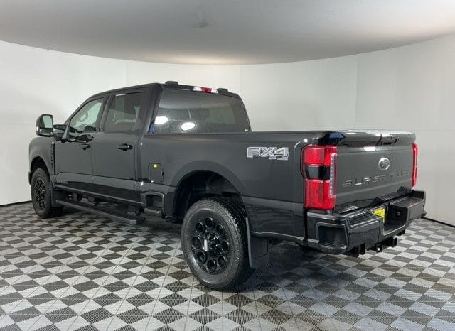 Used 2025 Ford F-350SD Lariat 4D Crew Cab – 1FT8W3BT5SEC43626 full