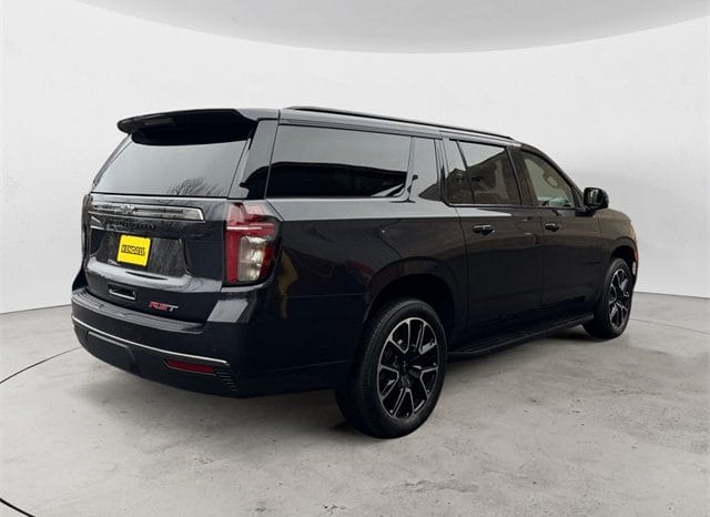 Used 2022 Chevrolet Suburban RST 4D Sport Utility – 1GNSKEKD0NR270484 full
