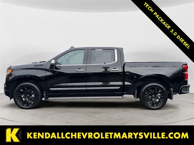 Used 2023 Chevrolet Silverado 1500 High Country 4D Crew Cab – 1GCUDJE82PZ121452