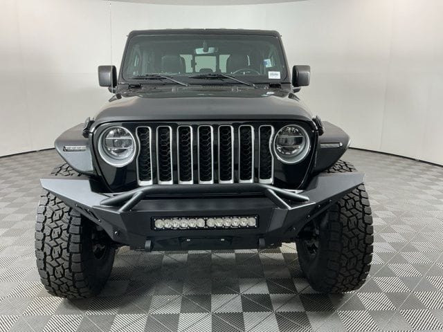 Used 2020 Jeep Gladiator Overland 4D Crew Cab – 1C6HJTFG5LL114236