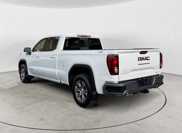Used 2024 GMC Sierra 1500 SLE 4D Crew Cab – 1GTUUBE8XRZ372311 full