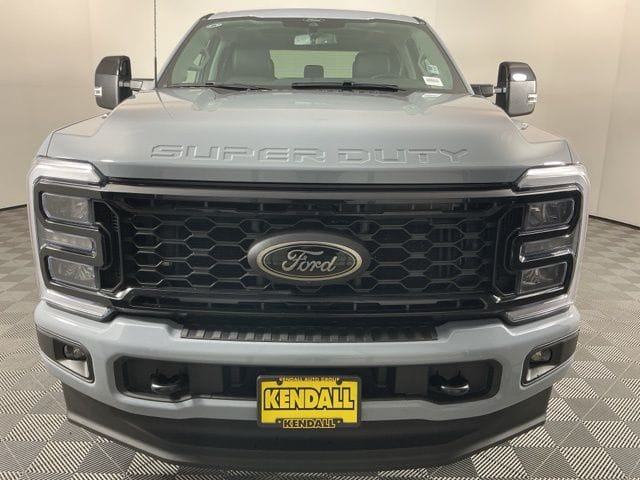 Used 2025 Ford F-350SD Lariat 4D Crew Cab – 1FT8W3BT4SEC41737