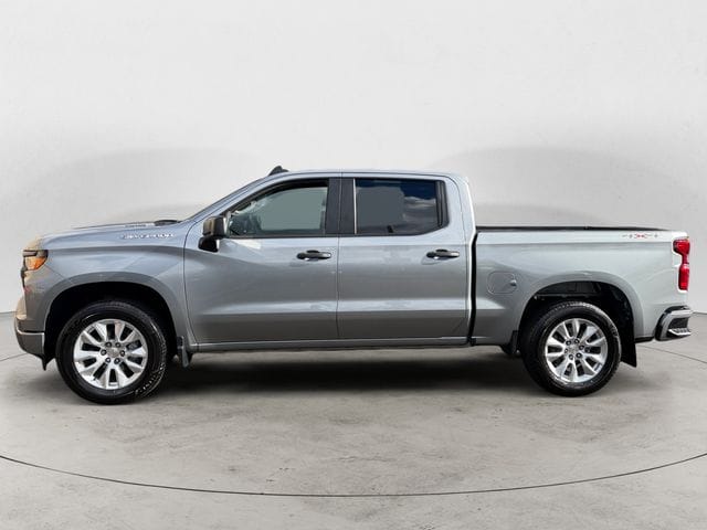 Used 2025 Chevrolet Silverado 1500 Custom 4D Crew Cab – 3GCPKBEK9SG312766