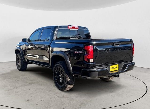 Used 2023 Chevrolet Colorado Trail Boss 4D Crew Cab – 1GCPTEEK8P1233576 full