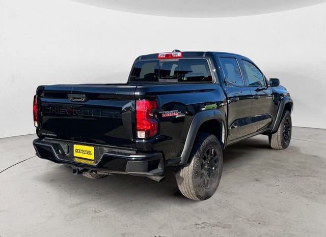 Used 2023 Chevrolet Colorado Trail Boss 4D Crew Cab – 1GCPTEEK8P1233576 full