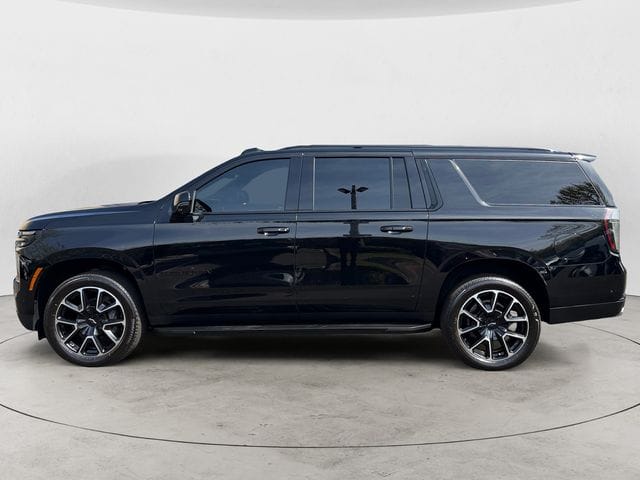 Used 2025 Chevrolet Suburban RST 4D Sport Utility – 1GNS6ERD5SR108744