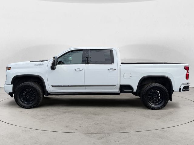Used 2024 Chevrolet Silverado 2500HD High Country 4D Crew Cab – 2GC4YREY8R1194145
