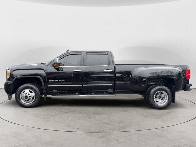 Used 2017 GMC Sierra 3500HD Denali 4D Crew Cab – 1GT42YEY1HF113859