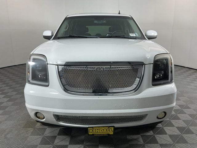 Used 2008 GMC Yukon Denali 4D Sport Utility – 1GKFK63878J191323