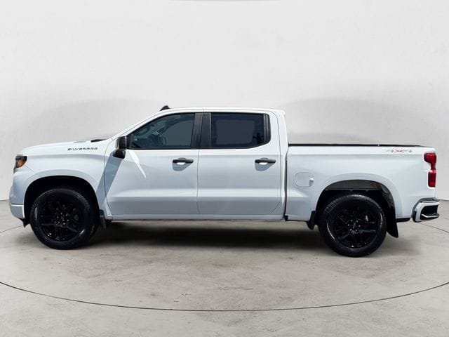 Used 2026 Chevrolet Silverado 1500 Custom 4D Crew Cab – 1GCPKBEK5TZ123100