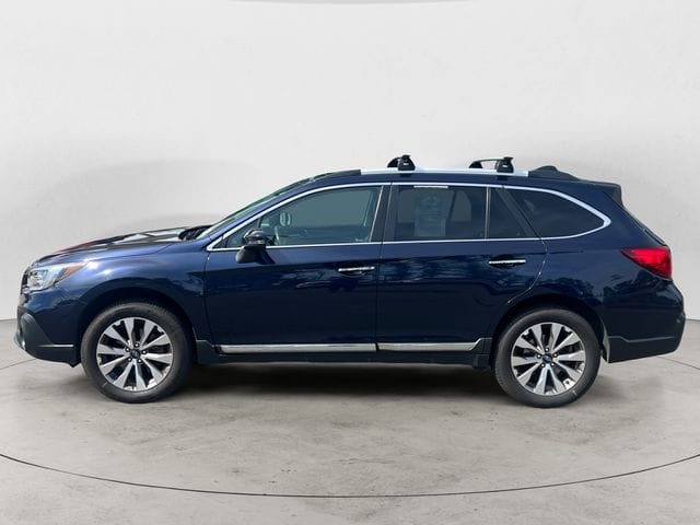 Used 2018 Subaru Outback 2.5i 4D Sport Utility – 4S4BSATC9J3210123