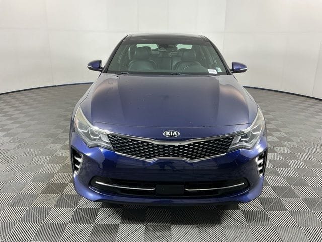 Used 2017 Kia Optima SXL 4D Sedan – 5XXGV4L29HG160439