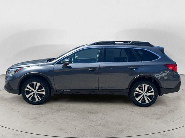 2018 Subaru Outback 2.5i Limited's photo