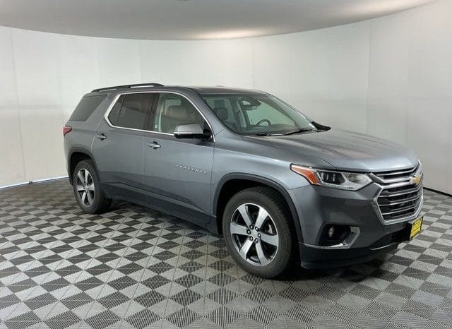 Used 2020 Chevrolet Traverse 3LT 4D Sport Utility – 1GNEVHKW8LJ206910 full