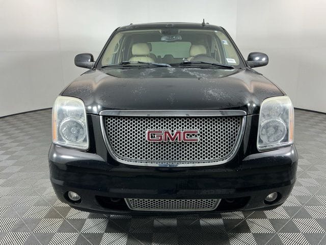Used 2007 GMC Yukon Denali 4D Sport Utility – 1GKFK63867J390359